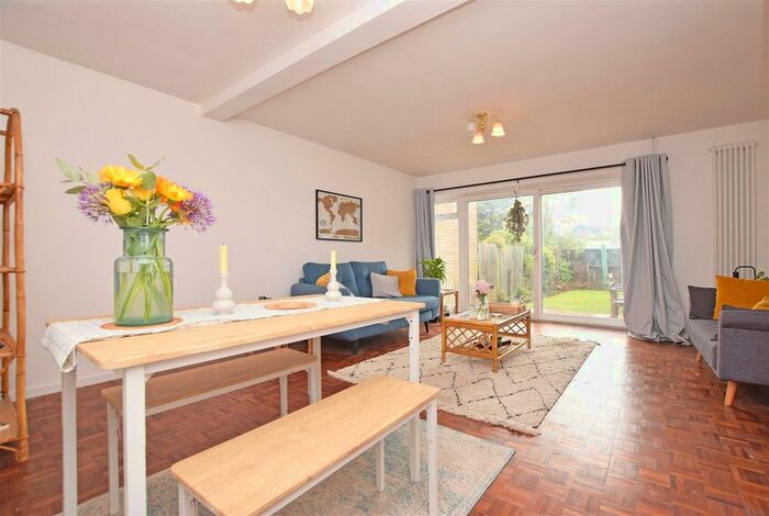 3 Bedroom Terraced House To Rent In Holles Close, Hampton, TW12