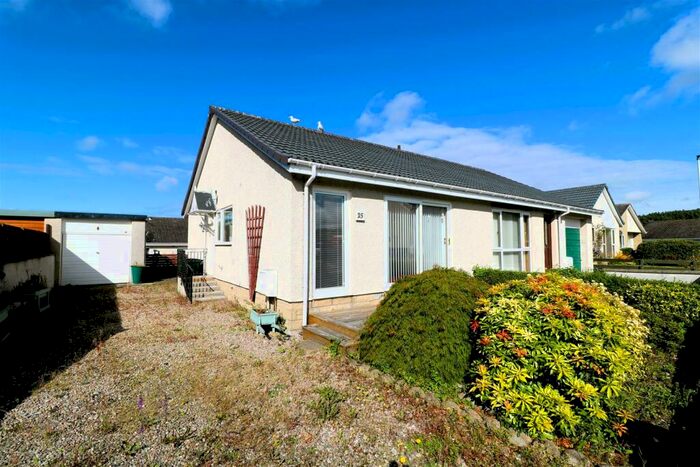 2 Bedroom Semi-Detached Bungalow For Sale In Mossmill Park, Mosstodloch, IV32