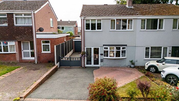 3 Bedroom Semi-Detached House For Sale In Rowan Road, Cannock, WS11