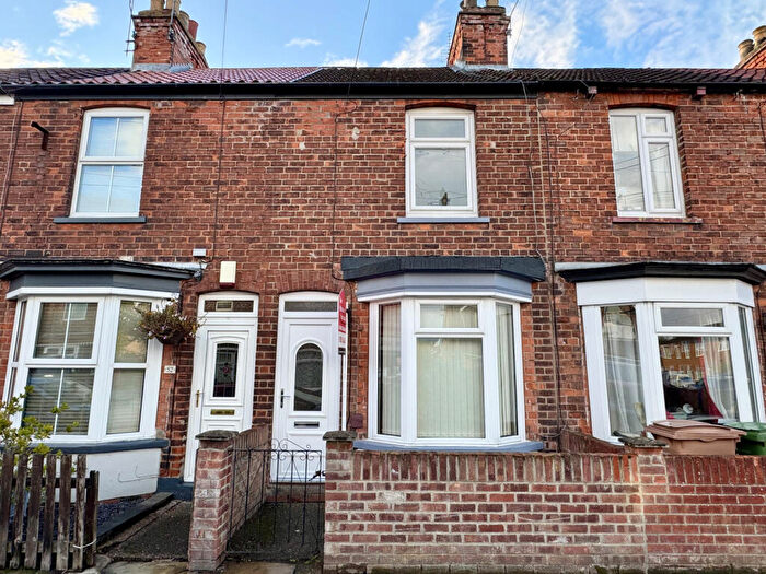 2 Bedroom Terraced House For Sale In Beaver Road, Beverley, HU17