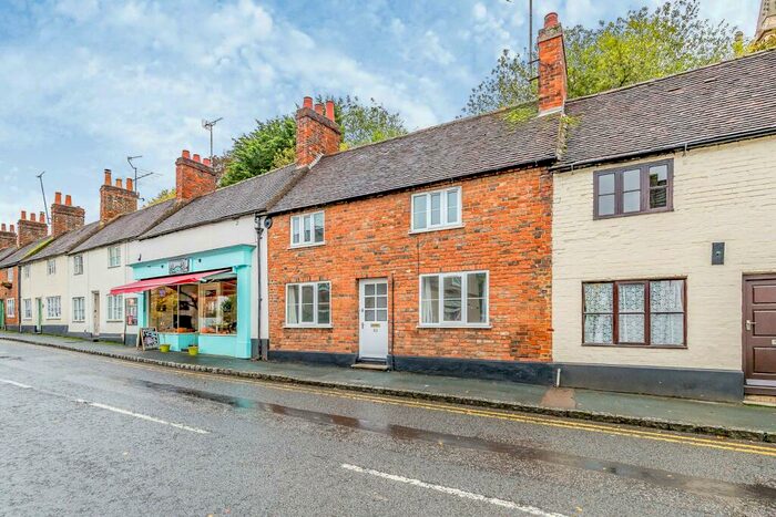 2 Bedroom Terraced House To Rent In Nelson Street, Buckingham, MK18