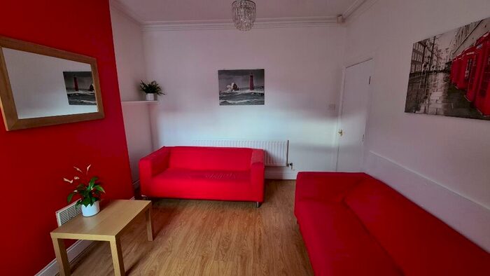 5 Bedroom Terraced House To Rent In Seaford Street, Shelton, Stoke-On-Trent, ST4