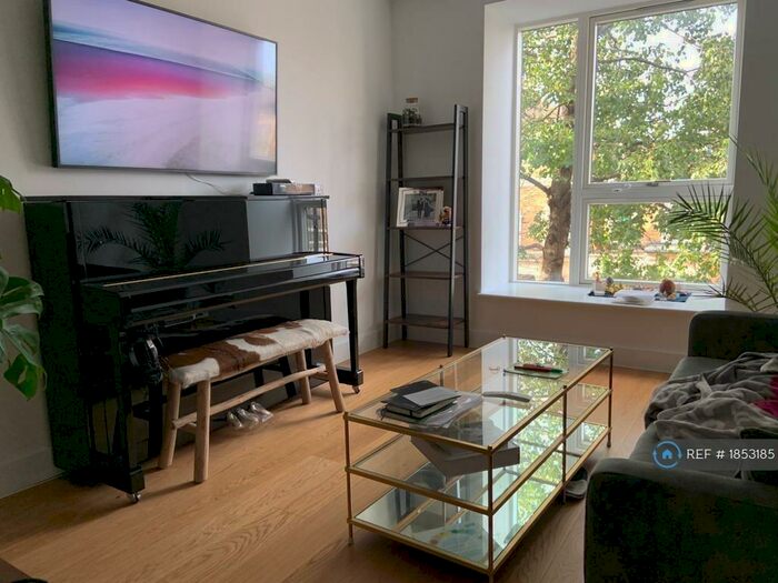 1 Bedroom Flat To Rent In Guildford House, London, NW6