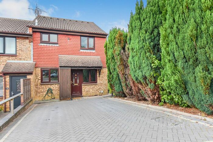 1 Bedroom Semi-Detached House To Rent In Morston Close, Tadworth, KT20