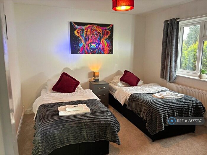 4 Bedroom Semi-Detached House To Rent In Clifford Bridge Road, Coventry, CV3