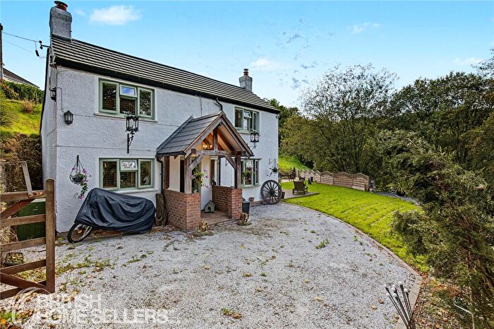 3 Bedroom Detached House For Sale In Camomile Green, Lydbrook, Gloucestershire, GL17