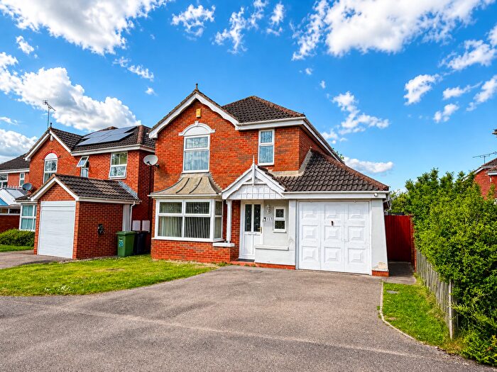 4 Bedroom Detached House For Sale In Sterling Way, Maple Park, Nuneaton, CV11