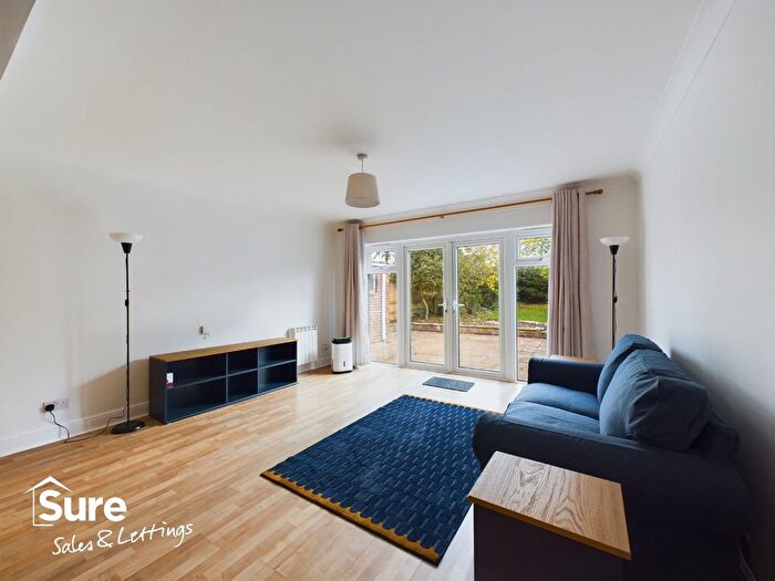1 Bedroom Studio To Rent In Windmill Road, Hemel Hempstead, Hertfordshire, HP2