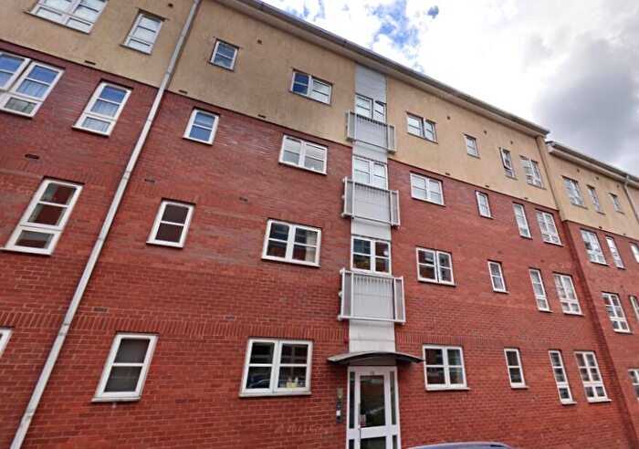 2 Bedroom Flat To Rent In Branston Street, Birmingham, West Midlands, B18