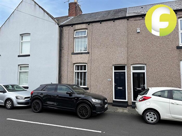 2 Bedroom Property For Sale In Avenue Terrace, Seaton Delaval, NE25