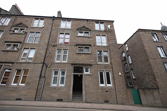 1 Bedroom Flat To Rent In Cunningham Street, Dundee, DD4