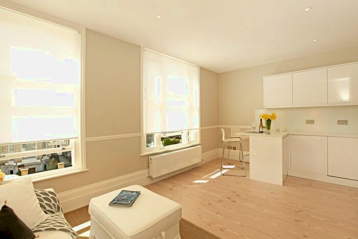 1 Bedroom Flat To Rent In Trinity Road, London, SW17