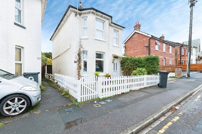 1 Bedroom Flat For Sale In Luther Road, Bournemouth, BH9