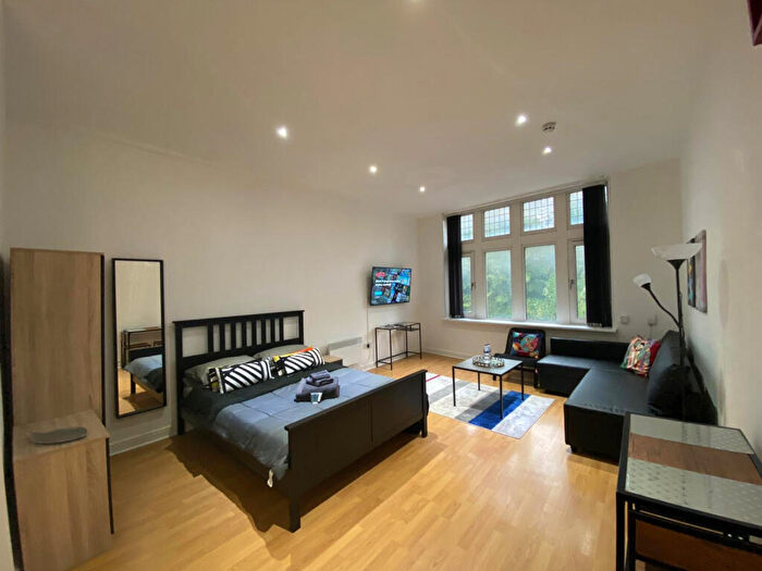 1 Bedroom House To Rent In Chapeltown Road, Leeds, LS7