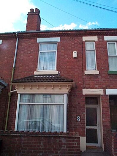 4 Bedroom Semi-Detached House To Rent In Grafton Street, Coventry, CV1