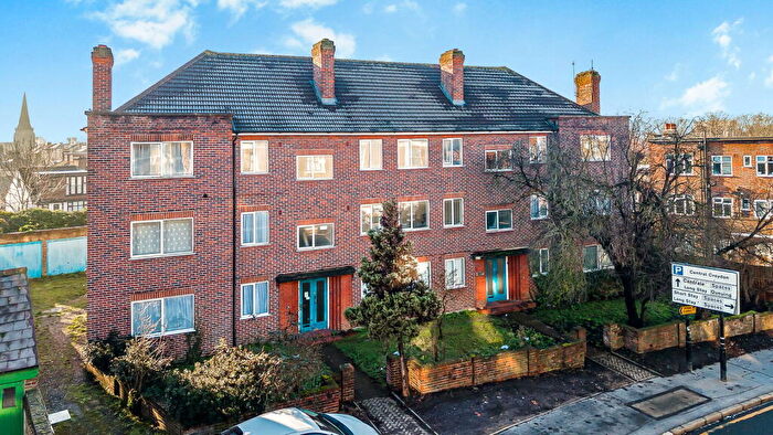 2 Bedroom Flat For Sale In Coombe Road, Croydon, CR0