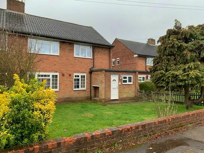 2 Bedroom Maisonette To Rent In Whitby Road, Ruislip, Middlesex, HA4