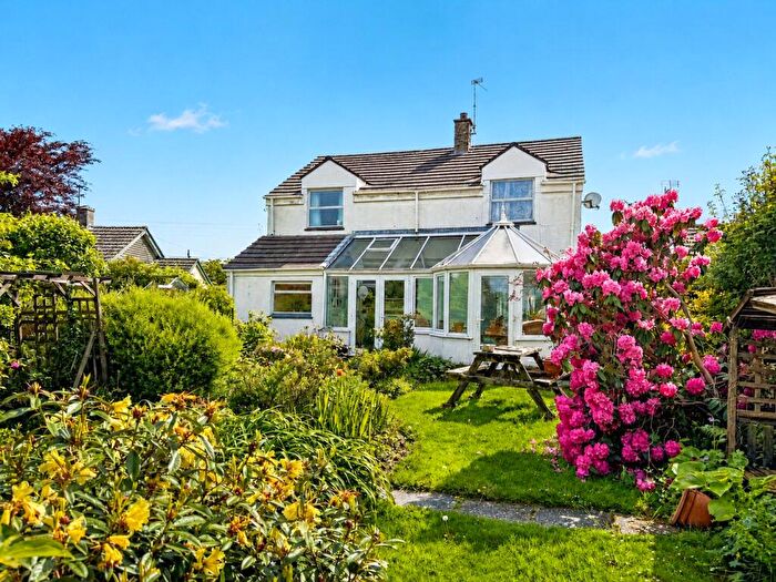 3 Bedroom Detached House For Sale In Wadebridge Road, St. Tudy, Bodmin, Cornwall, PL30