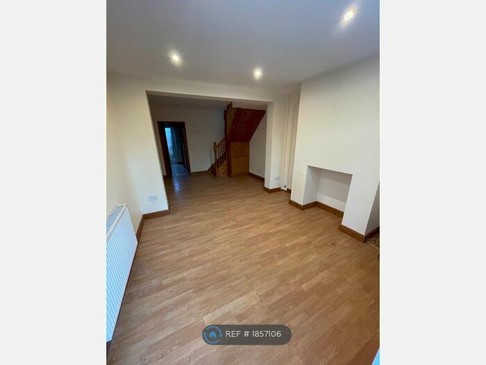 2 Bedroom Terraced House To Rent In Garfield Terrace, Denbigh, LL16