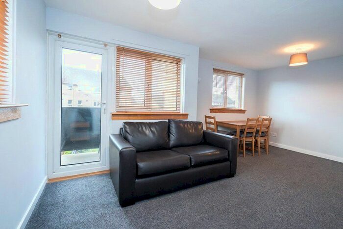 2 Bedroom Flat To Rent In Ransome Gardens, Drumbrae, Edinburgh, EH4