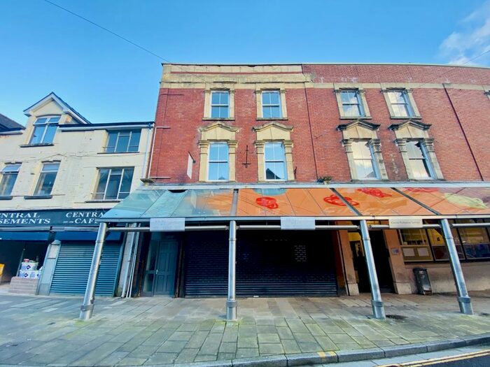 3 Bedroom Flat To Rent In Flat Bethcar Street, NP23