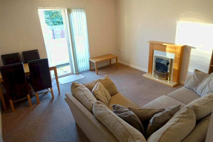 2 Bedroom Flat To Rent In Clough Close, Middlesbrough, TS5
