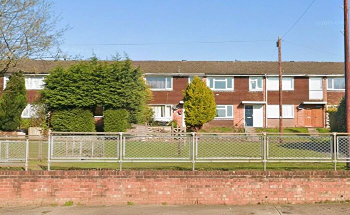 4 Bedroom House To Rent In Swift Road, Farnham, Surrey, Surrey, GU9