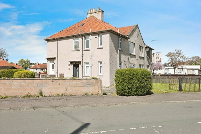 2 Bedroom Flat For Sale In Macindoe Crescent, Kirkcaldy, Fife, KY1