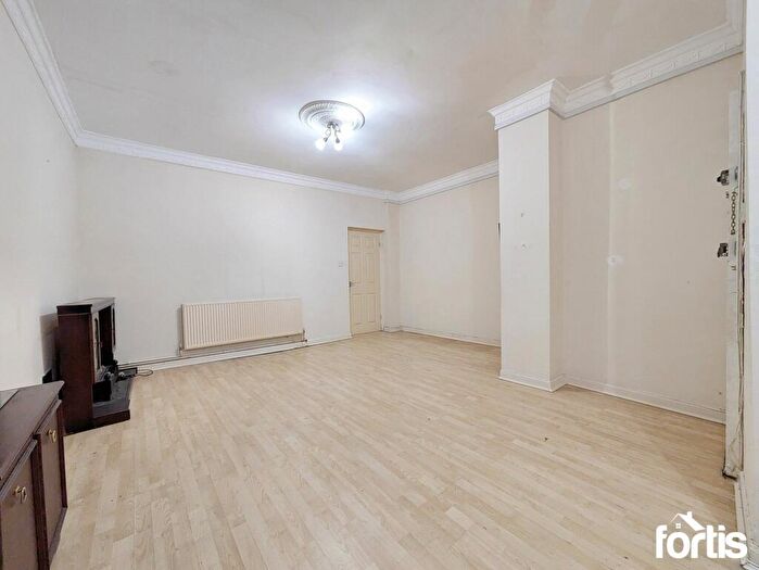 2 Bedroom Flat For Sale In Commercial Street, Maesteg, CF34