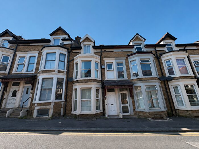 2 Bedroom Flat To Rent In Euston Grove, Morecambe, LA4