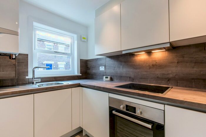 4 Bedroom Flat To Rent In Salisbury Place, London, SW9