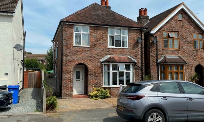 3 Bedroom Detached House To Rent In Horsell, GU21