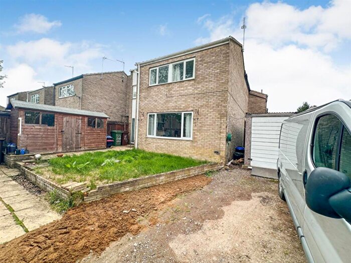3 Bedroom End Of Terrace House For Sale In Epsom Walk, Corby, NN18