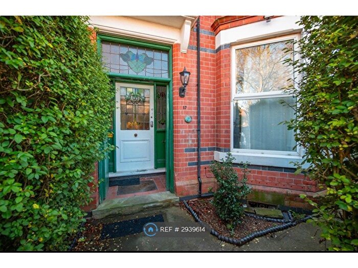 5 Bedroom Semi-Detached House To Rent In Nottingham, Nottingham, NG3