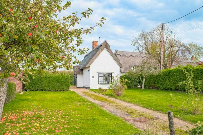 4 Bedroom Detached House For Sale In Cornish Hall End, Braintree, CM7