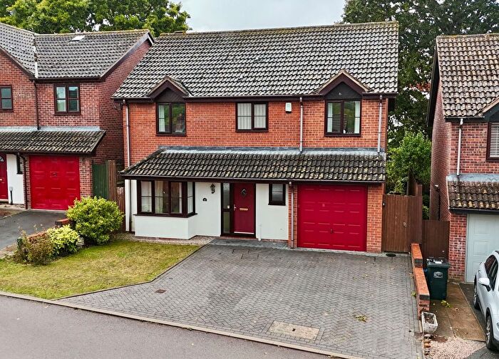 4 Bedroom Detached House For Sale In Little Hayes, Kingsteignton, Newton Abbot, TQ12