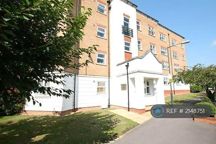 2 Bedroom Flat To Rent In Glaisher Street, London, SE8