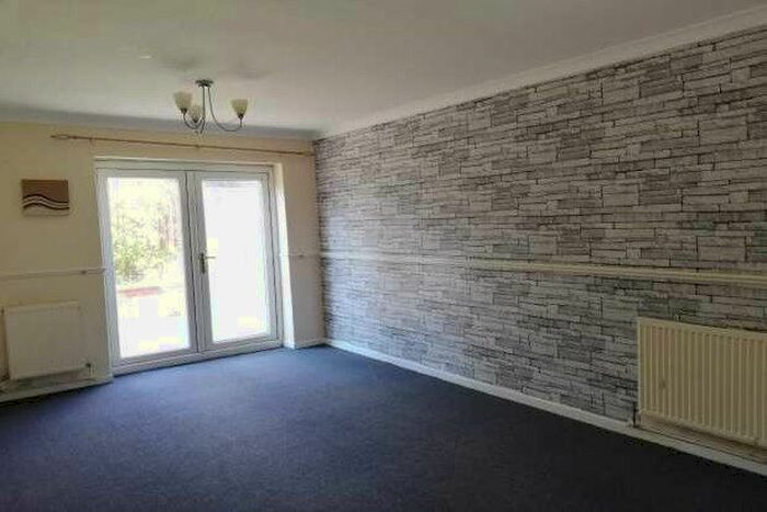 3 Bedroom Property To Rent In Trefoil, Tamworth B77