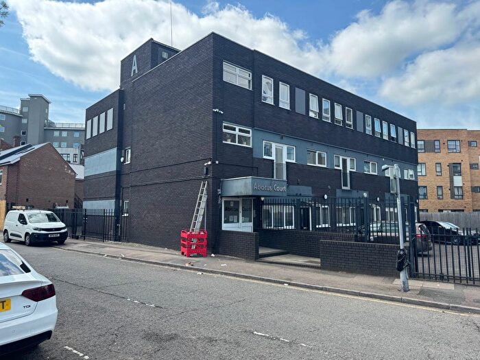 1 Bedroom Flat To Rent In Dudley Street, Luton, LU2