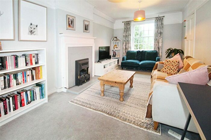 3 Bedroom Terraced House For Sale In Ethelburt Avenue, Southampton, Hampshire, SO16