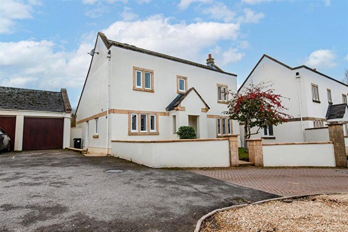 4 Bedroom Detached House For Sale In The Grove, Hallatrow, Bristol, BS39