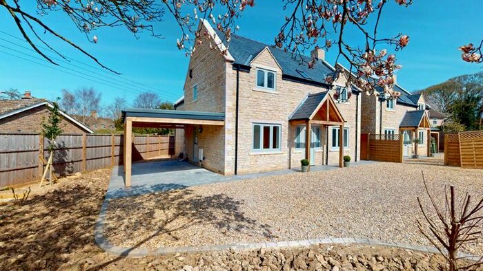 4 Bedroom Detached House For Sale In Church Lane, Edith Weston, Rutland, LE15