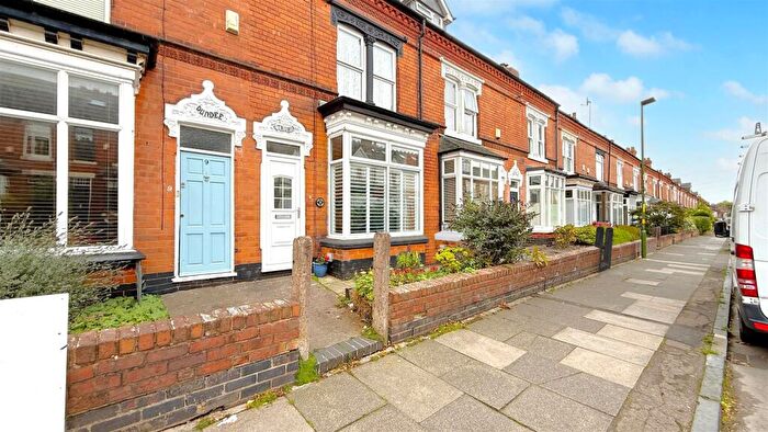 3 Bedroom Terraced House For Sale In Beaumont Road, Bournville, Birmingham, B30