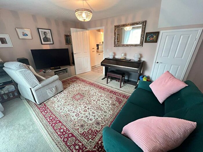 3 Bedroom Town House For Sale In Carlin Close, Bowburn, Durham, DH6