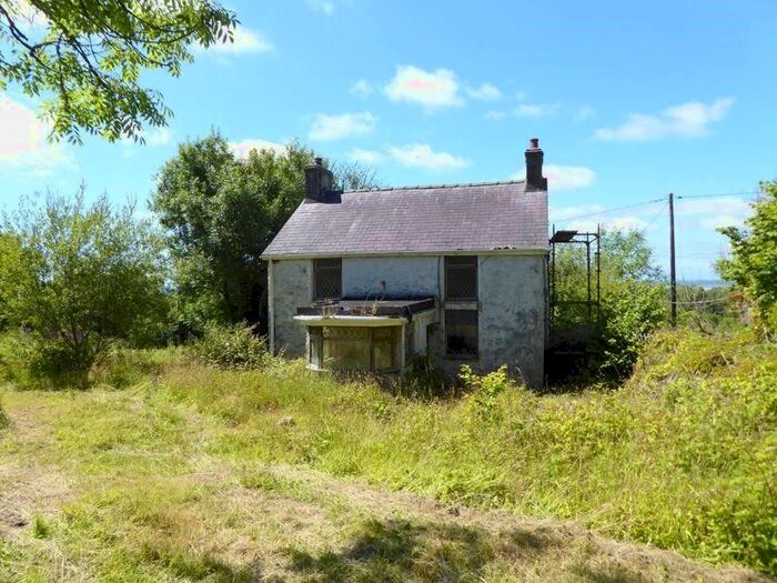 3 Bedroom Farmhouse For Sale In Rhostryfan, Caernarfon, LL54