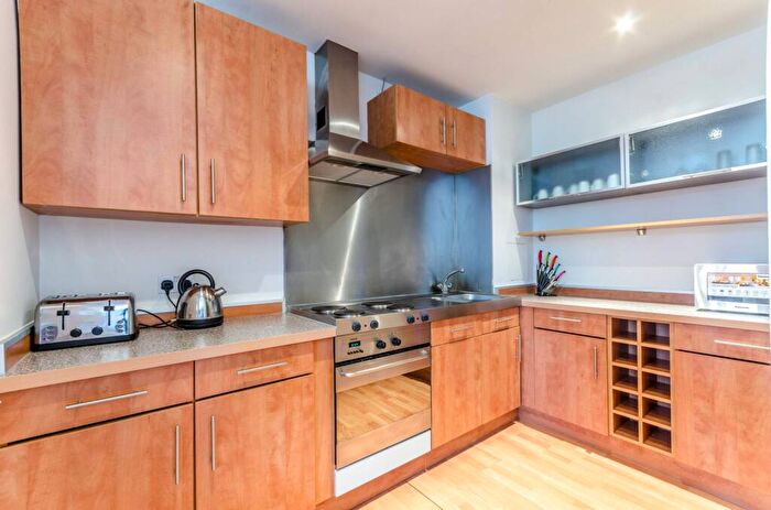 1 Bedroom Flat To Rent In City Road, City, London, EC1V