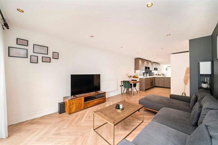 1 Bedroom Flat For Sale In Conington Road, Lewisham, SE13