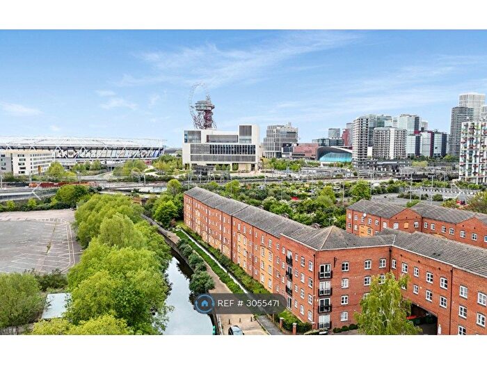 2 Bedroom Flat To Rent In Otter Close, London, E15