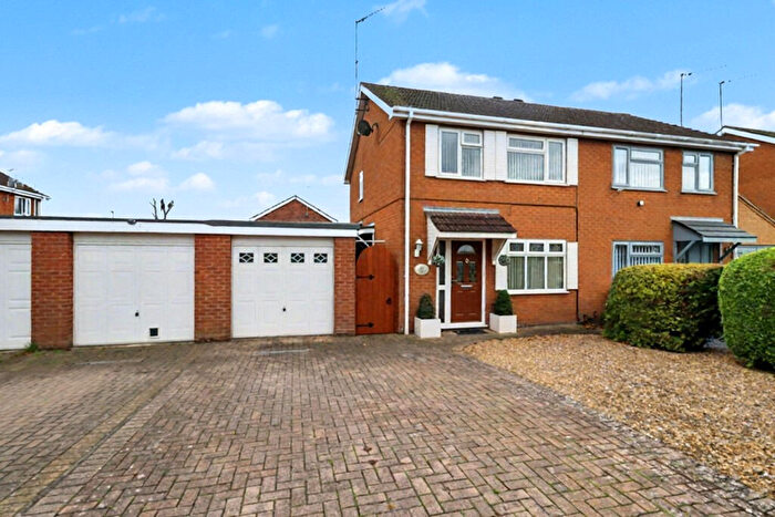 4 Bedroom Semi Detached House For Sale In Daseleys Close, King's Lynn, Norfolk, PE30