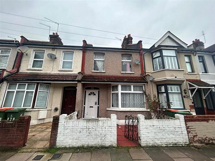 3 Bedroom Terraced House For Sale In Caledon Road, London, E6